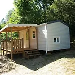 Camping 4 Etoiles - Piscine - Ccbbihi