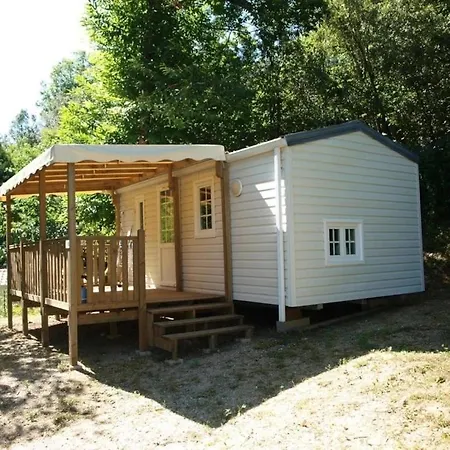 Camping 4 étoiles - Piscine - Ccbbihi
