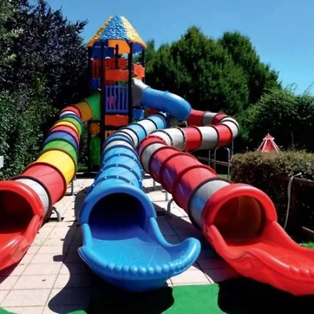 4 étoiles - Piscine - Ccbbihi Camping
