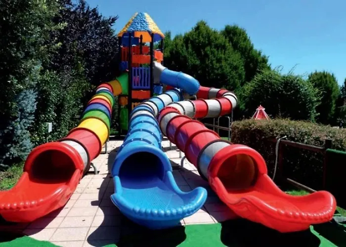 4 étoiles - Piscine - Ccbbihi Camping